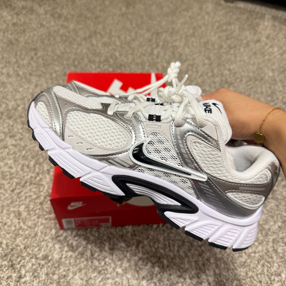 Nike V5 RNR